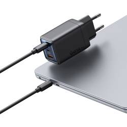 Mcdodo Mini GaN 67W бързо зарядно с 2x USB-C и USB-A - черен
